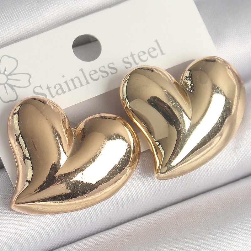Pirinç Gold Renk Bomba Kalp Model Kadın Küpe Pirinç Gold Renk Bomba Kalp Model Kadın Küpe