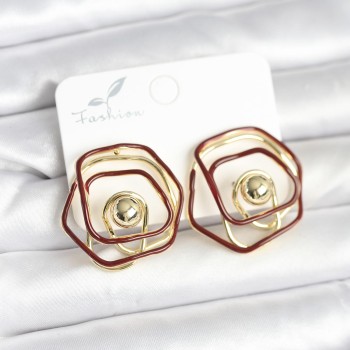 Pirinç Gold Renk Bordo Mineli Geometrik Gül Model Kadın Küpe Pirinç Gold Renk Bordo Mineli Geometrik Gül Model Kadın Küpe