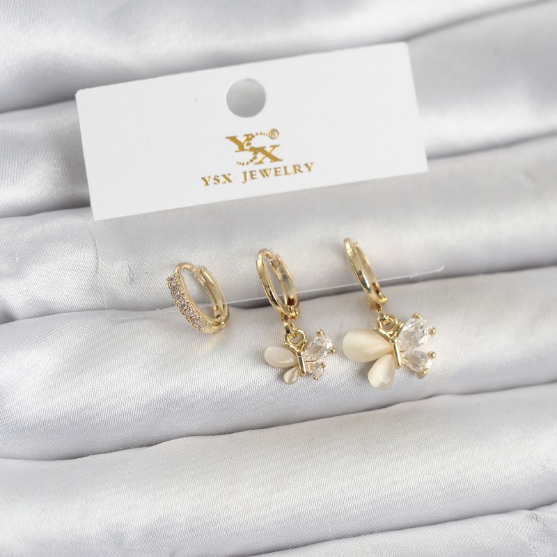 Pirinç Gold Renk Kelebek Model 3'lü Kadın Küpe Pirinç Gold Renk Kelebek Model 3'lü Kadın Küpe