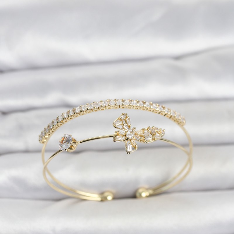 Pirinç Gold Renk Kelebek Model Kadın Bileklik Pirinç Gold Renk Kelebek Model Kadın Bileklik