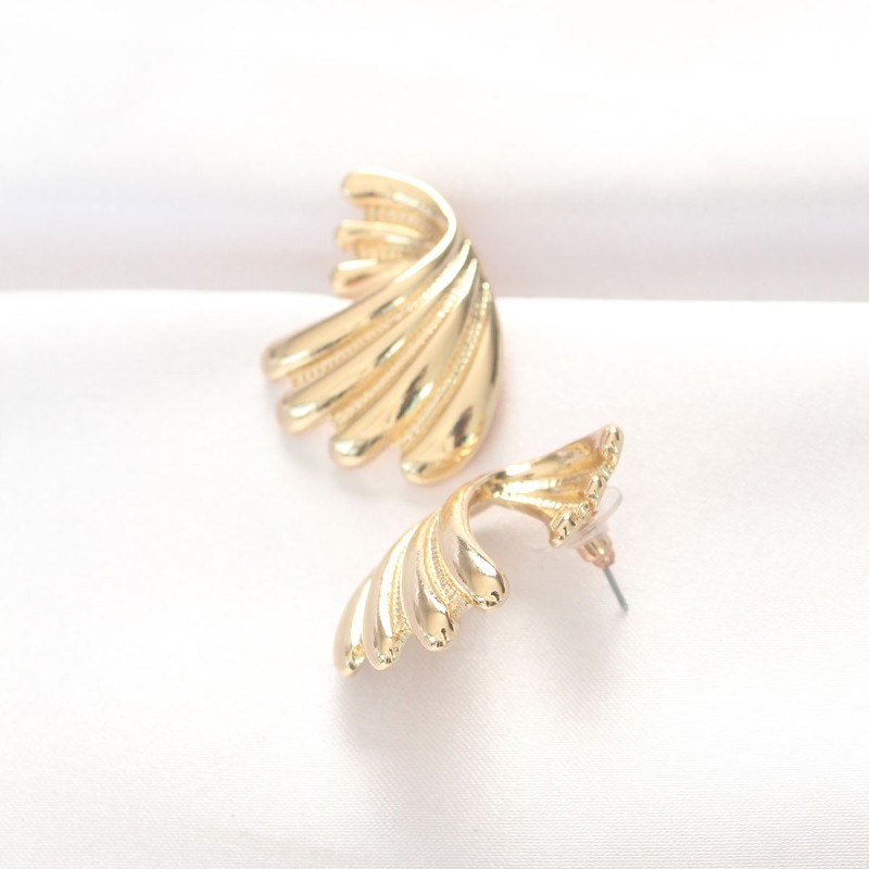Pirinç Gold Renk Küpe Pirinç Gold Renk Küpe