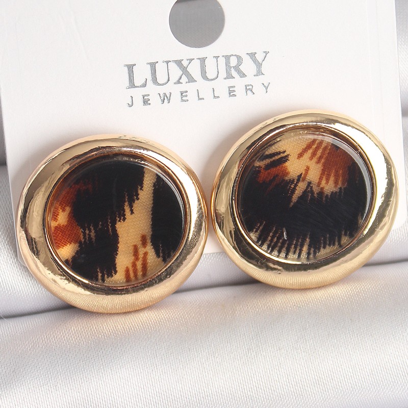Pirinç Gold Renk Leopar Desen Daire Model Kadın Küpe Pirinç Gold Renk Leopar Desen Daire Model Kadın Küpe