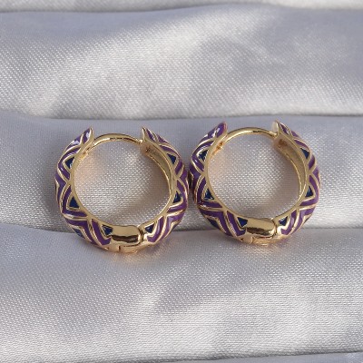 Pirinç Gold Renk Mor Etnik Desenli Halka Küpe Pirinç Gold Renk Mor Etnik Desenli Halka Küpe