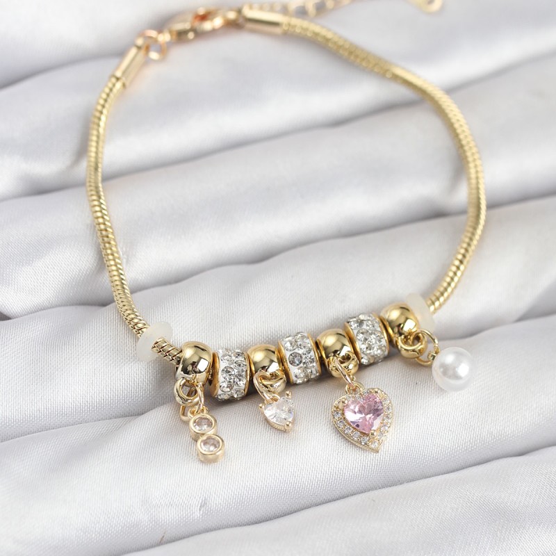 Pirinç Gold Renk Pembe Kalp Charmlı Kadın Bileklik Pirinç Gold Renk Pembe Kalp Charmlı Kadın Bileklik