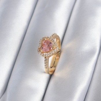 Pirinç Gold Renk Pembe Zirkon Taş Kalp Charm Model Kadın Yüzük Pirinç Gold Renk Pembe Zirkon Taş Kalp Charm Model Kadın Yüzük