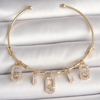 Pirinç Gold Renk Sallantı Zirkon Taşlı Messika Figür Charm Kadın Bileklik Pirinç Gold Renk Sallantı Zirkon Taşlı Messika Figür Charm Kadın Bileklik