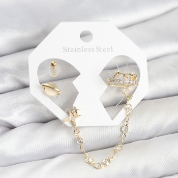 Pirinç Gold Renk Uzay Model Zincir Bağlantılı Ear Cuff Küpe Seti Pirinç Gold Renk Uzay Model Zincir Bağlantılı Ear Cuff Küpe Seti
