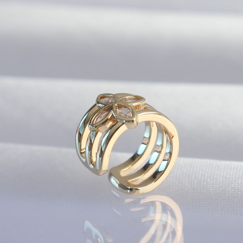 Pirinç Gold Renk Yonca Earcuff Küpe Pirinç Gold Renk Yonca Earcuff Küpe