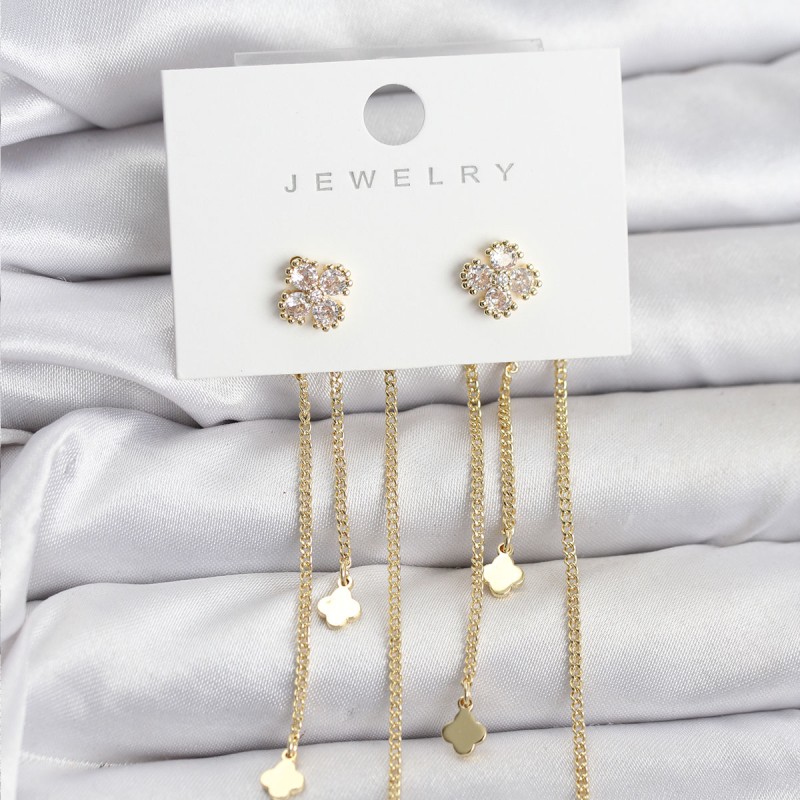 Pirinç Gold Renk Yonca Model Sallantılı Kadın Küpe Pirinç Gold Renk Yonca Model Sallantılı Kadın Küpe