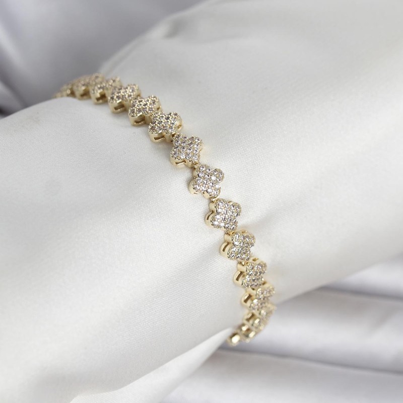 Pirinç Gold Renk Yonca Model Sıralı Zirkon Taşlı Kadın Bileklik Pirinç Gold Renk Yonca Model Sıralı Zirkon Taşlı Kadın Bileklik