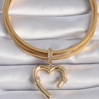 Pirinç Gold Renk Zirkon Taş Detaylı Kalp Figür Ajda Charm Pirinç Gold Renk Zirkon Taş Detaylı Kalp Figür Ajda Charm