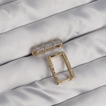 Pirinç Gold Renk Zirkon Taşlı Dikdörtgen Model Seranay Küpe Pirinç Gold Renk Zirkon Taşlı Dikdörtgen Model Seranay Küpe
