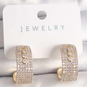 Pirinç Gold Renk Zirkon Taşlı Halka Messika Model Kadın Küpe Pirinç Gold Renk Zirkon Taşlı Halka Messika Model Kadın Küpe
