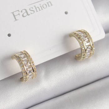 Pirinç Gold Renk Zirkon Taşlı Halka Model Kadın Küpe