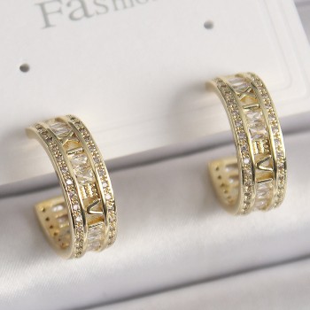 Pirinç Gold Renk Zirkon Taşlı İşleme Detay Halka Model Kadın Küpe Pirinç Gold Renk Zirkon Taşlı İşleme Detay Halka Model Kadın Küpe