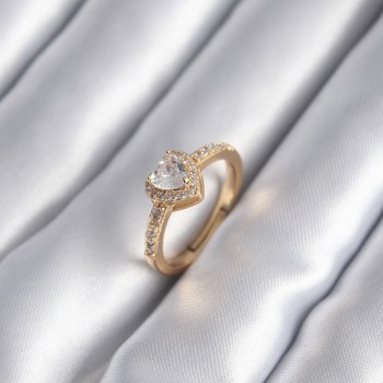 Pirinç Gold Renk Zirkon Taşlı Kalp Charm Model Kadın Yüzük Pirinç Gold Renk Zirkon Taşlı Kalp Charm Model Kadın Yüzük