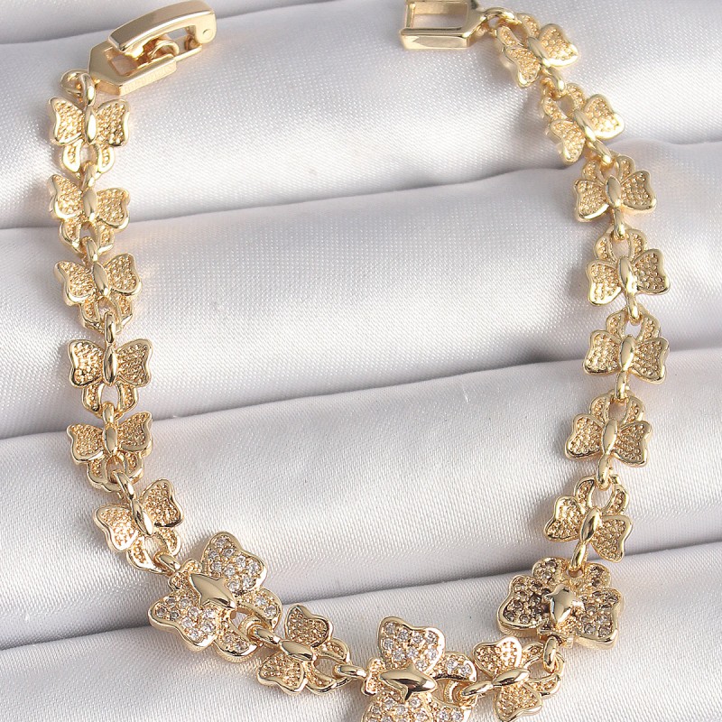 Pirinç Gold Renk Zirkon Taşlı Kelebek Model Zincir Kadın Bileklik Pirinç Gold Renk Zirkon Taşlı Kelebek Model Zincir Kadın Bileklik