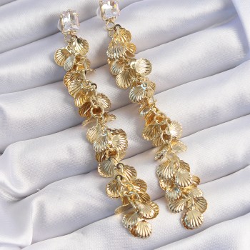Pirinç Gold Renk Zirkon Taşlı Minimal Deniz Kabuklu Sallantılı Küpe Pirinç Gold Renk Zirkon Taşlı Minimal Deniz Kabuklu Sallantılı Küpe
