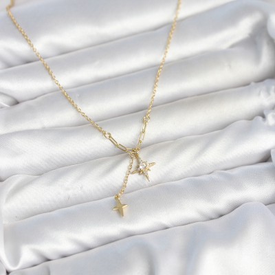 Pirinç Gold Renk Zirkon Taşlı Minimal Sallantılı Kutup Yıldızı Model Kadın Kolye Pirinç Gold Renk Zirkon Taşlı Minimal Sallantılı Kutup Yıldızı Model Kadın Kolye