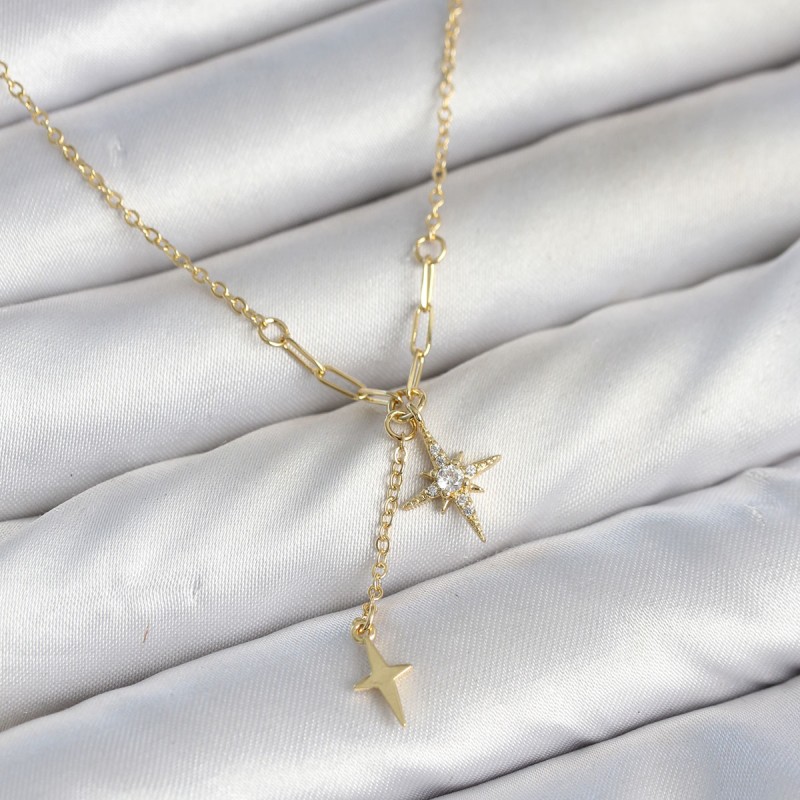 Pirinç Gold Renk Zirkon Taşlı Minimal Sallantılı Kutup Yıldızı Model Kadın Kolye Pirinç Gold Renk Zirkon Taşlı Minimal Sallantılı Kutup Yıldızı Model Kadın Kolye