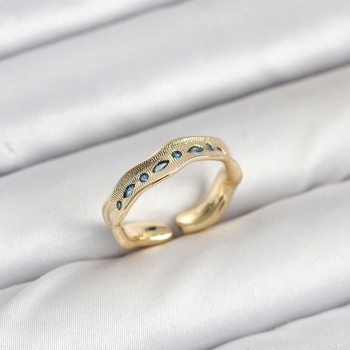 Pirinç Gold Renk Zirkon Taşlı Vintage Kadın Yüzük Pirinç Gold Renk Zirkon Taşlı Vintage Kadın Yüzük