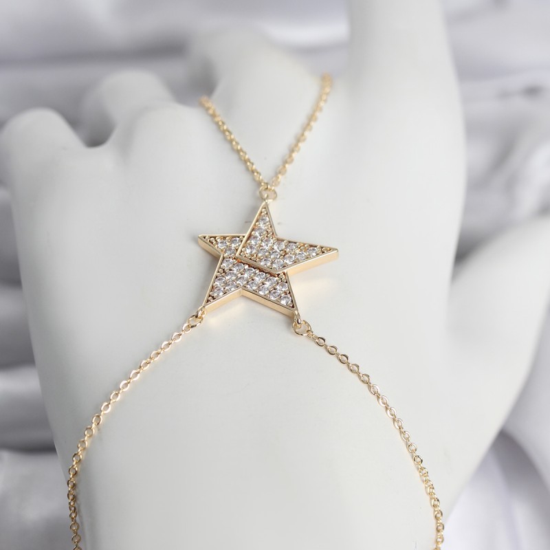 Pirinç Gold Renk Zirkon Taşlı Yıldız Model Kadın Şahmeran Pirinç Gold Renk Zirkon Taşlı Yıldız Model Kadın Şahmeran