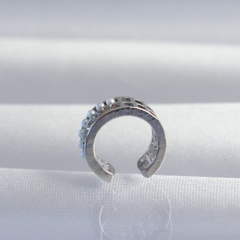 Pirinç Gümüş Renk İncili Baget Taşlı Earcuff Küpe Pirinç Gümüş Renk İncili Baget Taşlı Earcuff Küpe