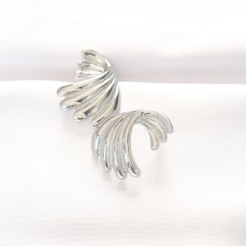 Pirinç Gümüş Renk Küpe Pirinç Gümüş Renk Küpe