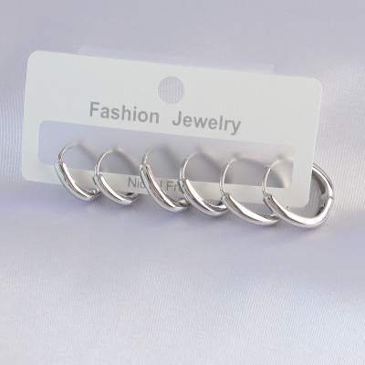 Pirinç Gümüş Renk Oval Küpe Seti Pirinç Gümüş Renk Oval Küpe Seti
