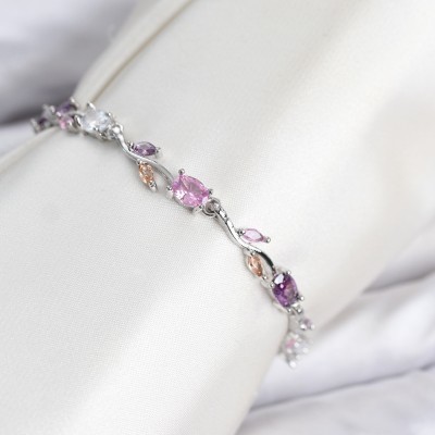 Pirinç Gümüş Renk Pembe ve Mor Zirkon Taşlı Çiçek Model Kadın Bileklik