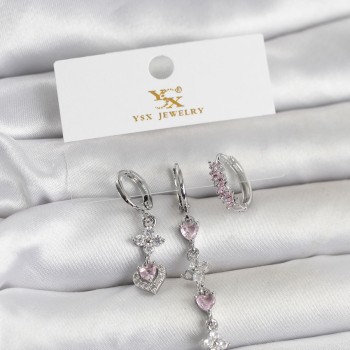 Pirinç Gümüş Renk Pembe Zirkon Taşlı 3'lü Kadın Küpe Pirinç Gümüş Renk Pembe Zirkon Taşlı 3'lü Kadın Küpe