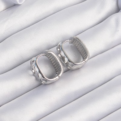Pirinç Gümüş Renk Zirkon Taşlı Minimal Halka Küpe Pirinç Gümüş Renk Zirkon Taşlı Minimal Halka Küpe