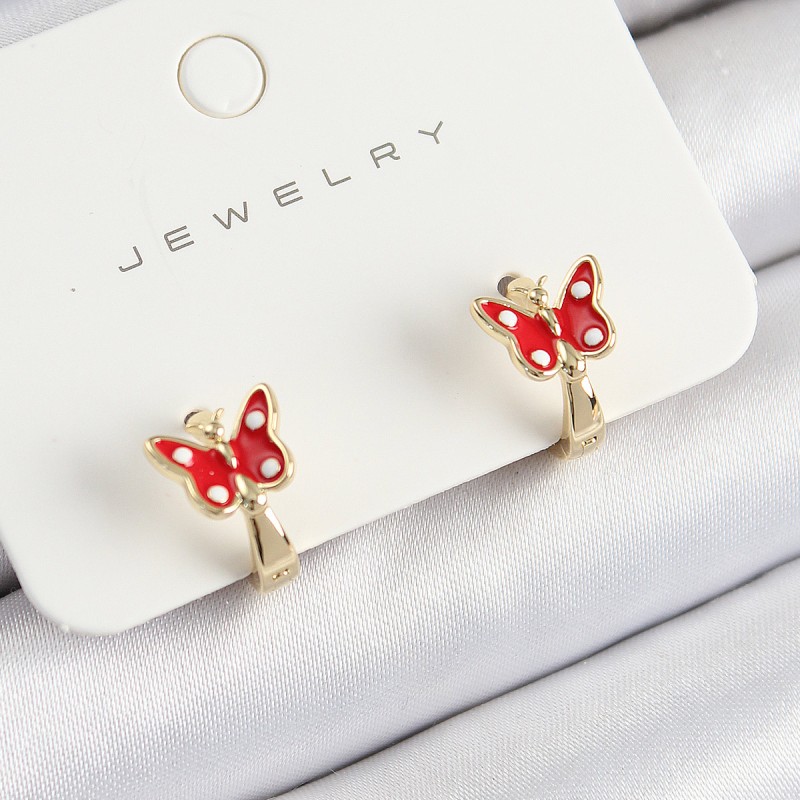 Pirinç Kelebek Model Gold Renk Çocuk Küpe Pirinç Kelebek Model Gold Renk Çocuk Küpe