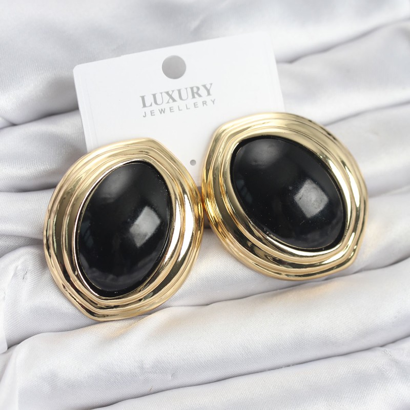 Pirinç Siyah Badem Model Vintage Gold Kadın Küpe Pirinç Siyah Badem Model Vintage Gold Kadın Küpe