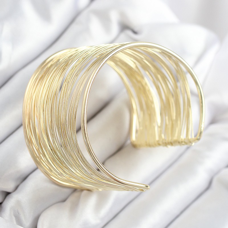 Pirinç Tel Sarma Model Gold Renk Kadın Bileklilk Pirinç Tel Sarma Model Gold Renk Kadın Bileklilk