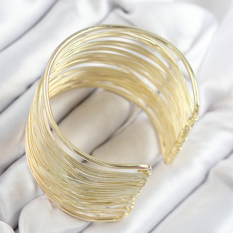 Pirinç Tel Sarma Model Gold Renk Kadın Bileklilk Pirinç Tel Sarma Model Gold Renk Kadın Bileklilk