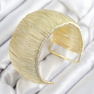 Pirinç Tel Sarma Model Gold Renk Kadın Bileklilk Pirinç Tel Sarma Model Gold Renk Kadın Bileklilk