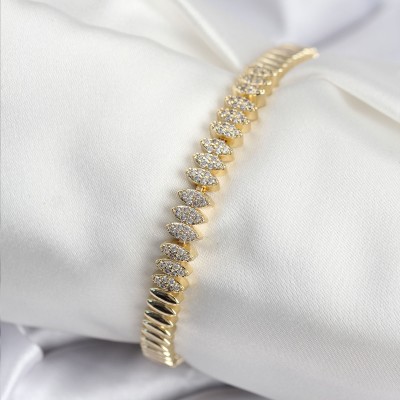 Pirinç VIP Seri Gold Renk Zirkon Taşlı Arpa Model Kadın Bileklik Pirinç VIP Seri Gold Renk Zirkon Taşlı Arpa Model Kadın Bileklik
