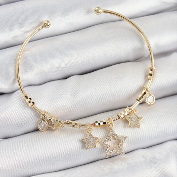 Pirinç Zirkon Taşlı Yıldız Model Gold Renk Charm Bileklik Pirinç Zirkon Taşlı Yıldız Model Gold Renk Charm Bileklik