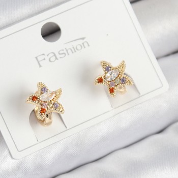 Pirinç Zirkon Taşlı Yıldız Model Gold Renk Çocuk Küpe Pirinç Zirkon Taşlı Yıldız Model Gold Renk Çocuk Küpe
