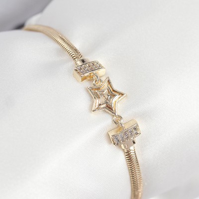 Pirinç Zirkon Taşlı Yıldız Model Gold Renk Kadın Bileklik Pirinç Zirkon Taşlı Yıldız Model Gold Renk Kadın Bileklik