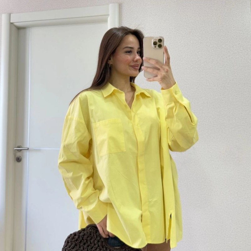 Poplin Kadın Yakalı Yandan Yırtmaçlı Arka Pens Detaylı Gömlek - Sarı Poplin Kadın Yakalı Yandan Yırtmaçlı Arka Pens Detaylı Gömlek - Sarı