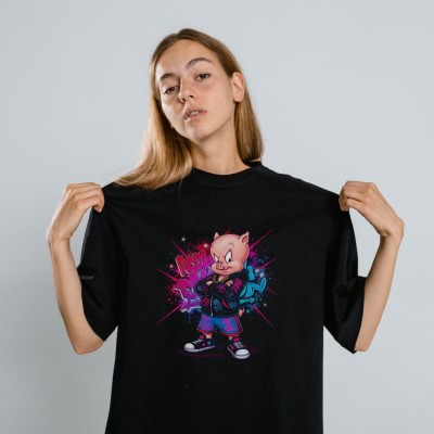 Porky Pig Graffiti Baskılı Unisex Siyah Oversize Tişört - 24/1 Penye Porky Pig Graffiti Baskılı Unisex Siyah Oversize Tişört - 24/1 Penye