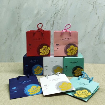 Romantik Gül Yüzük Kutusu Kubbe Romantik Gül Yüzük Kutusu Kubbe