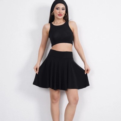 Sendy Kumaş Bisiklet Yaka Crop Şortlu Etek ikili Takım - Siyah