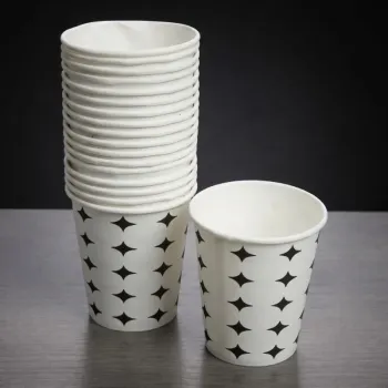 Siyah Yıldız Desenli Karton Bardak - 7 Oz - 50'li Paket