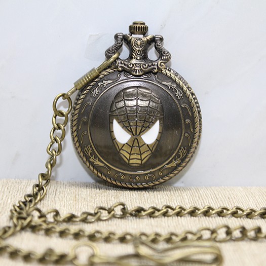 Spiderman Tasarımlı Köstekli Saat Model 2 Spiderman Tasarımlı Köstekli Saat Model 2