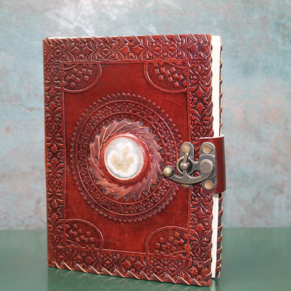 Taşlı Deri Defter Model 3 Taşlı Deri Defter Model 3