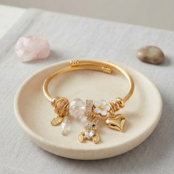 Tavşan Model Gold Renk Beyaz Charmlı Bileklik Tavşan Model Gold Renk Beyaz Charmlı Bileklik