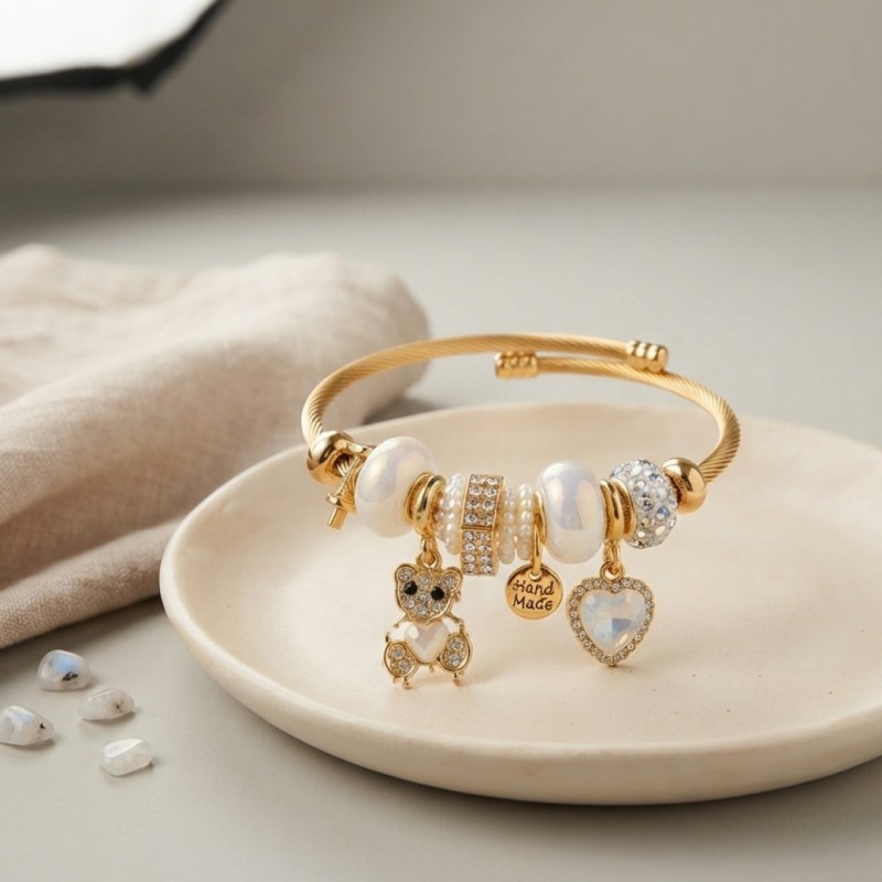 Tedy Bear Model Gold Renk Beyaz Charmlı Bileklik